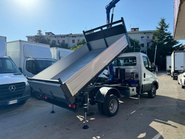 IVECO DAILY 35C16 3.0  GRU+RIBALTABILE OTTIMO SCONTO Immagine 2