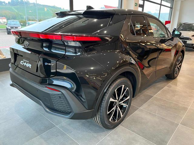 TOYOTA C-HR 2.0 HV Trend Immagine 2