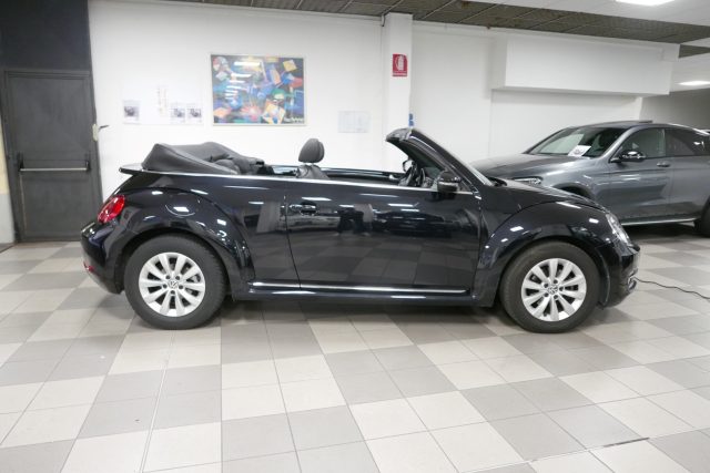 VOLKSWAGEN Maggiolino Cabrio 1.2 TSI Design BlueMotion Technology Immagine 2