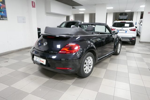 VOLKSWAGEN Maggiolino Cabrio 1.2 TSI Design BlueMotion Technology Immagine 3