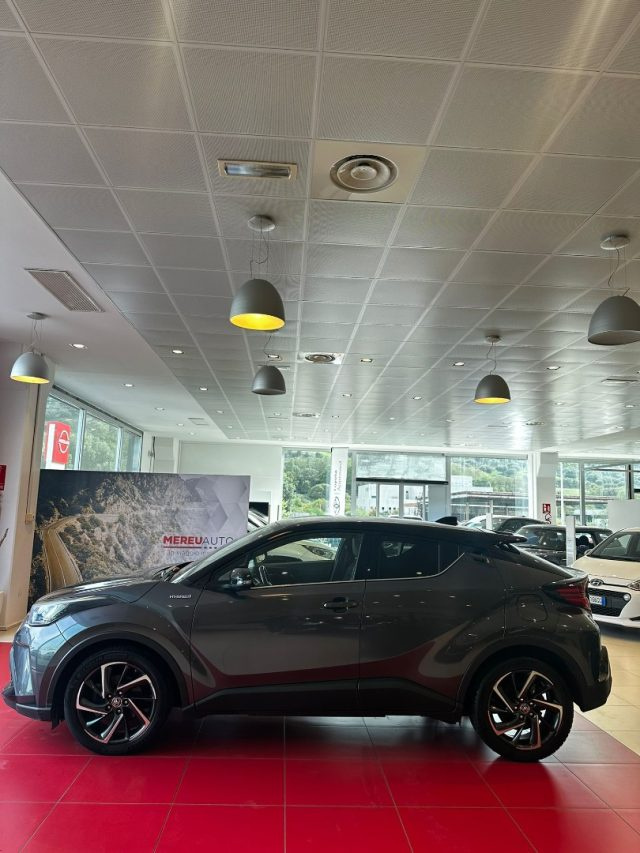 TOYOTA C-HR 2.0 Hybrid E-CVT Style Immagine 1