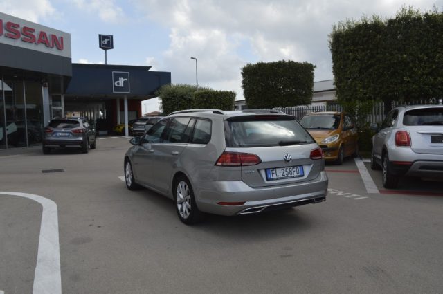 VOLKSWAGEN Golf Variant 1.6 TDI Business BlueMotion Technology Immagine 4