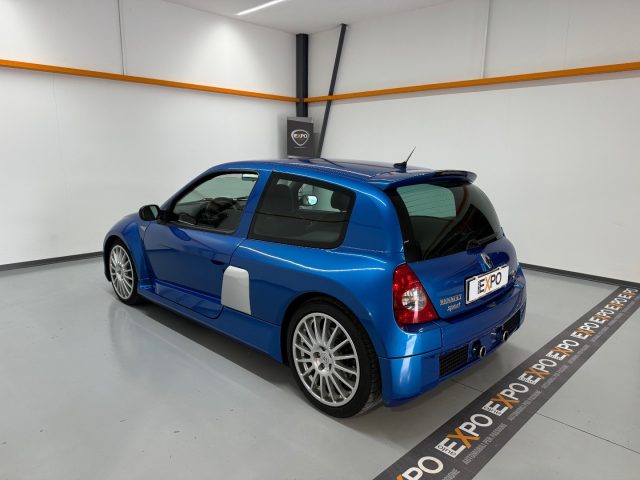 RENAULT Clio 2.0 16V cat 3 porte Renault Sport Immagine 3