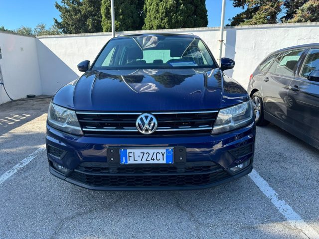 VOLKSWAGEN Tiguan 2.0 TDI SCR DSG Business BlueMotion Technology Immagine 0