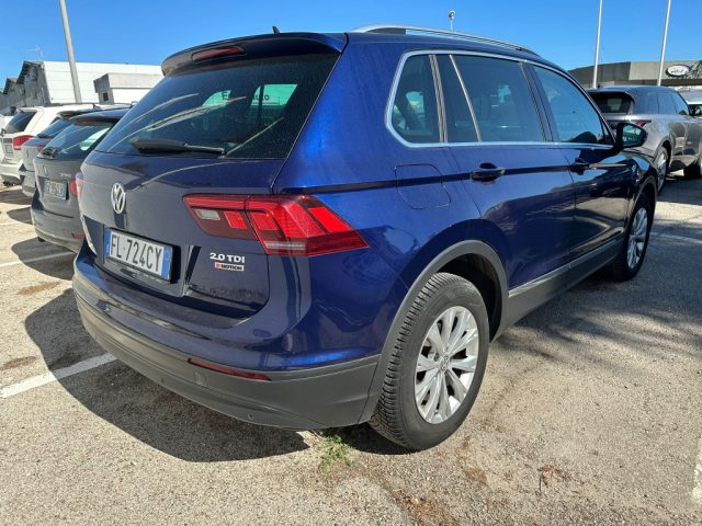 VOLKSWAGEN Tiguan 2.0 TDI SCR DSG Business BlueMotion Technology Immagine 1