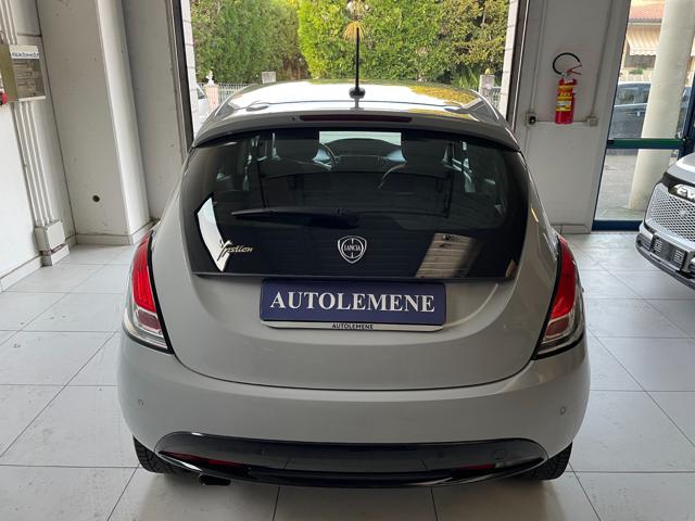 LANCIA Ypsilon 1.2 69 CV 5 porte S&S Gold PER NEOPATENTATI Immagine 4