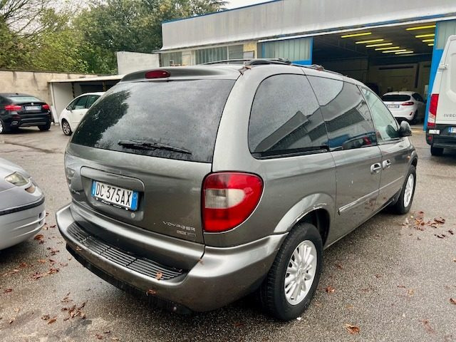 CHRYSLER Voyager 2.8 CRD cat LX Auto CONTO VENDITA Immagine 2