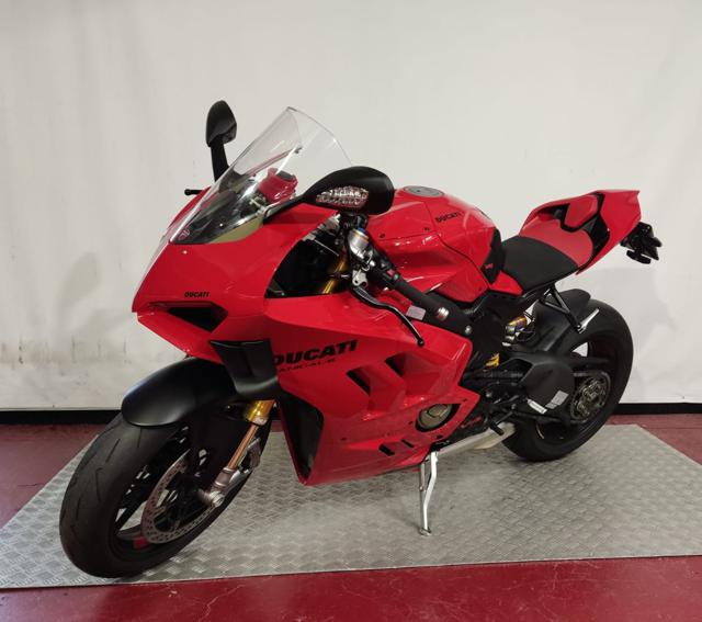 DUCATI Panigale V4 S 2023 Immagine 1