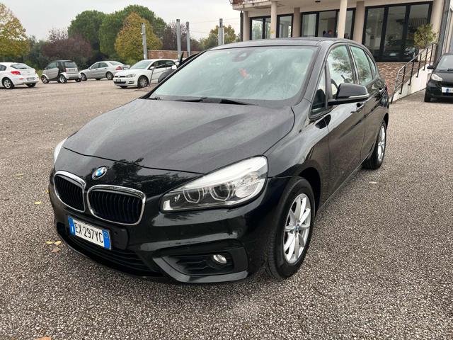 BMW 220 d xDrive Active Tourer Advantage aut. Immagine 0