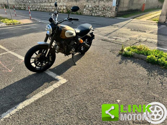 DUCATI Scrambler 800 ICON Immagine 3