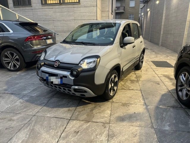 FIAT Panda Cross 1.0 FireFly S&S Hybrid Launch Edition Immagine 0