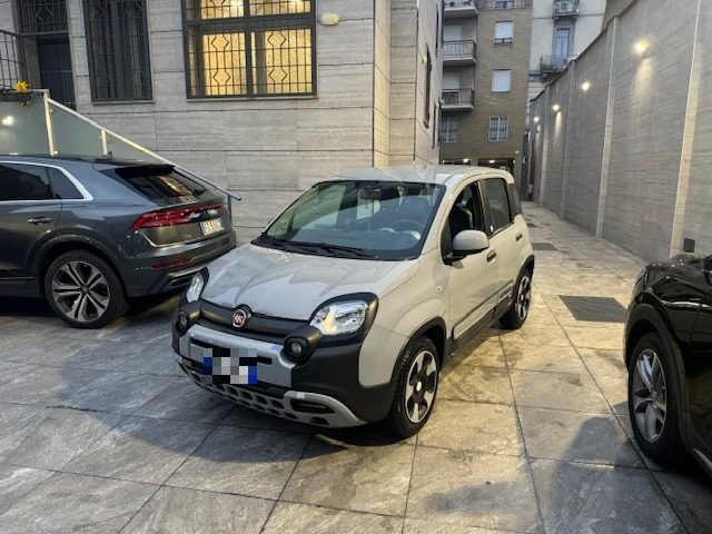 FIAT Panda Cross 1.0 FireFly S&S Hybrid Launch Edition Immagine 1