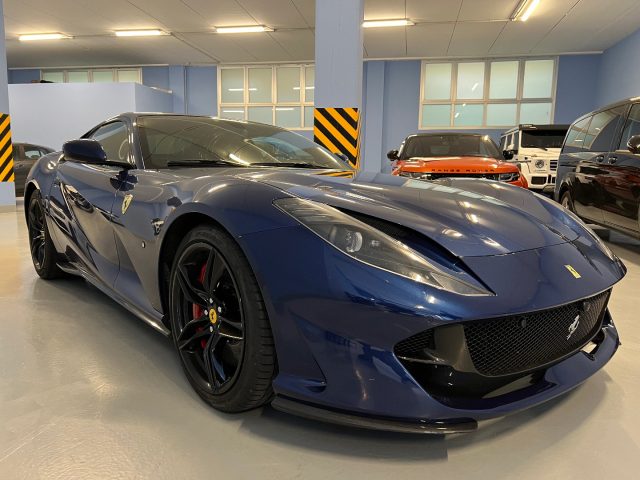 FERRARI 812 Superfast Immagine 2