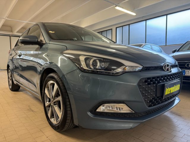 HYUNDAI i20 1.1 CRDi 12V Go! Plus NEOPATENTATI Immagine 2