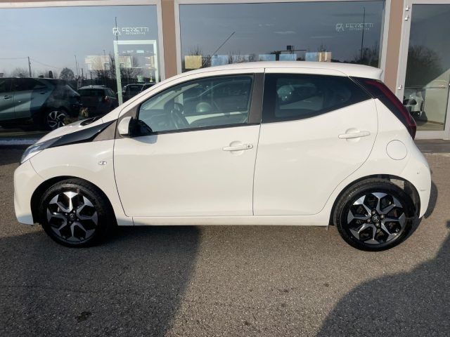 TOYOTA Aygo Connect 1.0 VVT-i 72 CV 5 porte x-fun Immagine 1