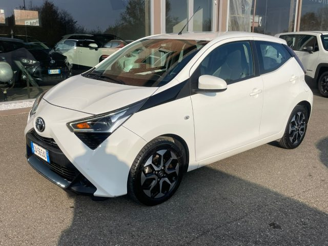 TOYOTA Aygo Connect 1.0 VVT-i 72 CV 5 porte x-fun Immagine 2