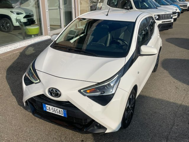 TOYOTA Aygo Connect 1.0 VVT-i 72 CV 5 porte x-fun Immagine 3