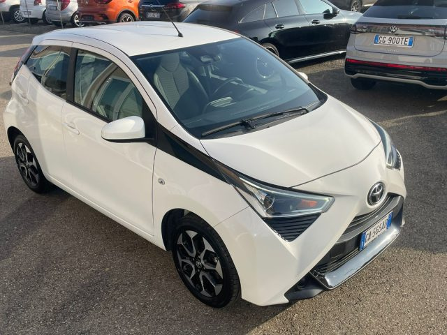 TOYOTA Aygo Connect 1.0 VVT-i 72 CV 5 porte x-fun Immagine 4