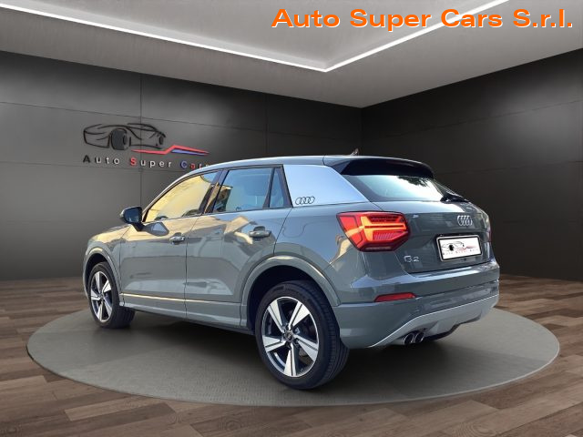 AUDI Q2 35 TFSI S tronic Identity Black Immagine 2