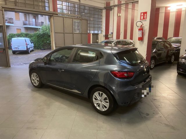 RENAULT Clio Sporter TCe 12V 90 CV Business Immagine 3