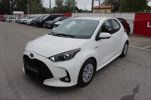 TOYOTA Yaris 1.5 Hybrid 5 porte Active Immagine 0