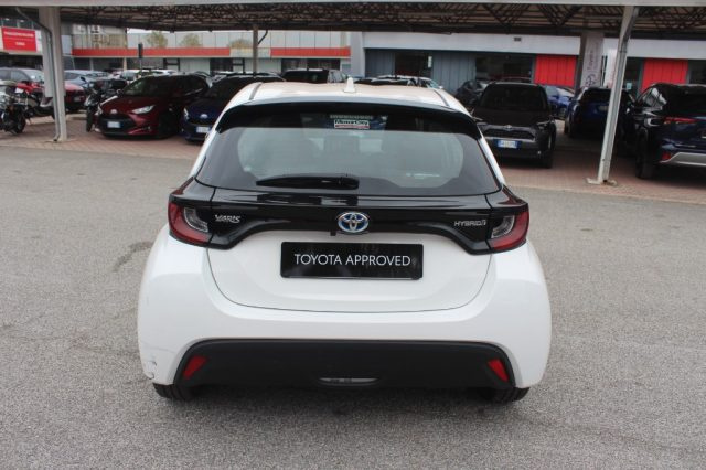 TOYOTA Yaris 1.5 Hybrid 5 porte Active Immagine 3