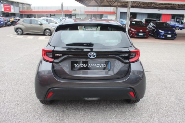 TOYOTA Yaris 1.5 Hybrid 5 porte Trend Immagine 3