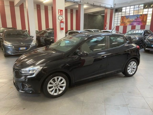 RENAULT Clio TCe 100 CV 5 porte Life Immagine 1