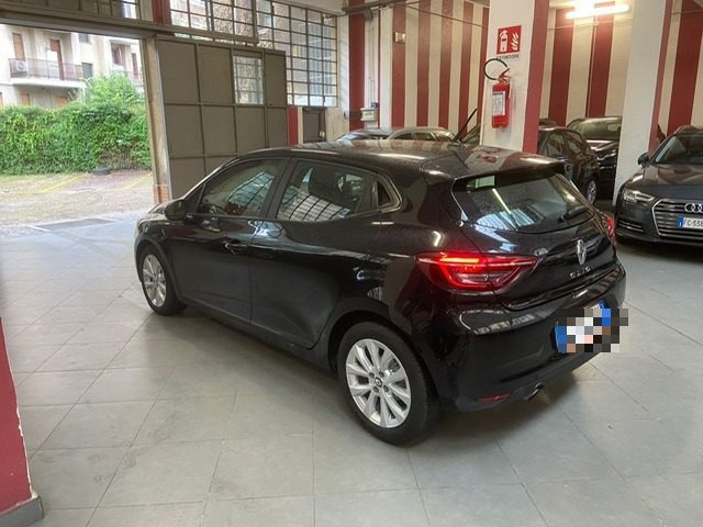 RENAULT Clio TCe 100 CV 5 porte Life Immagine 4