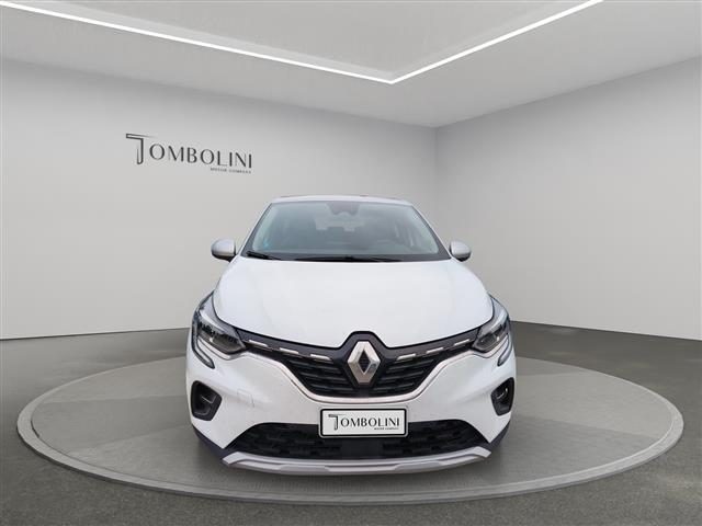 RENAULT Captur 1.6 E-Tech phev Intens 160cv auto Immagine 2