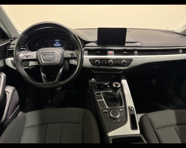 AUDI A4 AVANT 2.0 TDI BUSINESS Immagine 2