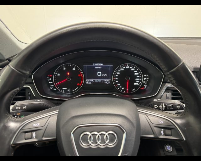 AUDI A4 AVANT 2.0 TDI BUSINESS Immagine 4