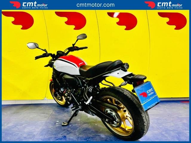 YAMAHA XSR 700 Garantita e Finanziabile Immagine 3