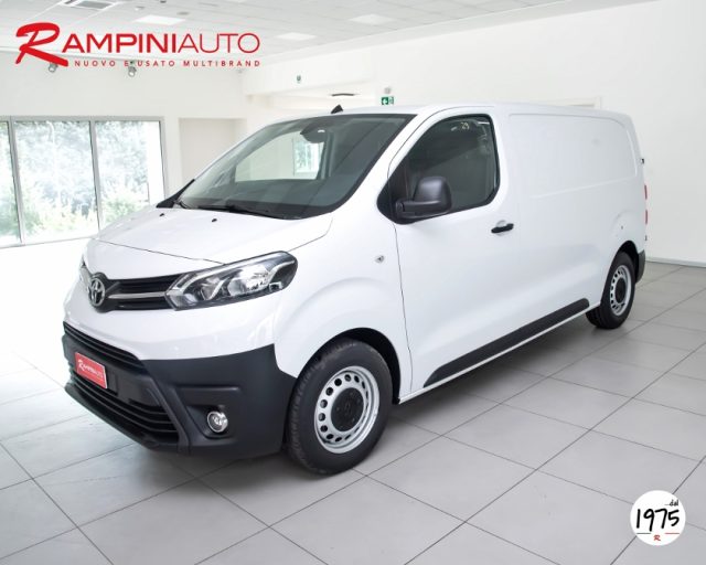 TOYOTA Proace Medium Comfort 1.5D 120CV Km 0 Pronta Consegna Immagine 0