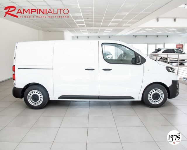 TOYOTA Proace Medium Comfort 1.5D 120CV Km 0 Pronta Consegna Immagine 4