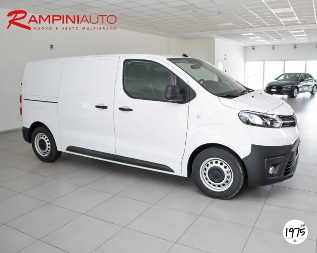 TOYOTA Proace Medium Comfort 1.5D 120CV Km 0 Pronta Consegna Immagine 3