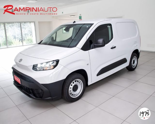 TOYOTA Proace City 1.5D 100 CV Active Km 0 Pronta Consegna Immagine 0