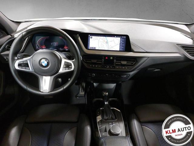 BMW 118 i 5p. M Sport Virtual Cockpit + Shadow line Immagine 3