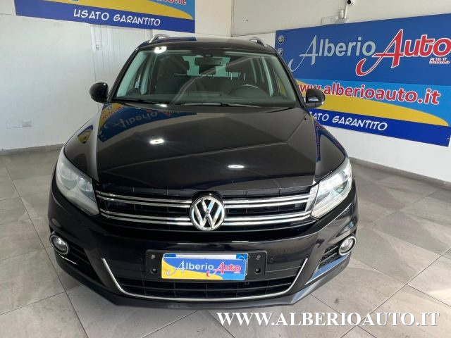 VOLKSWAGEN Tiguan 2.0 TDI 110 CV Sport & Style BlueMotion Technology Immagine 2