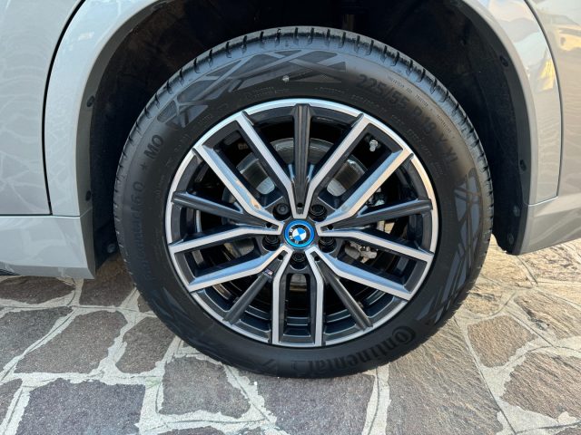 BMW iX1 xDrive 30 Msport Immagine 3