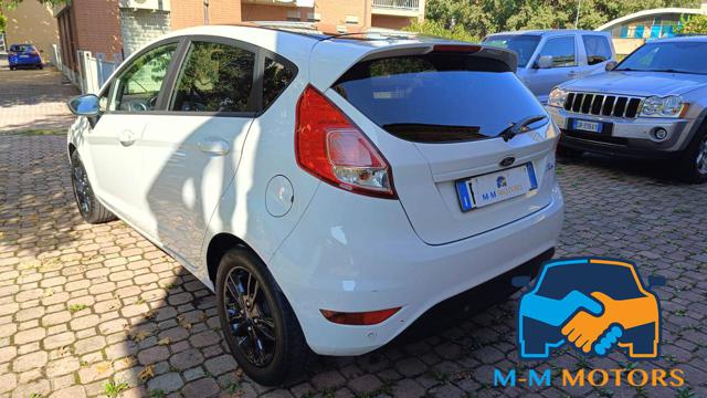 FORD Fiesta 1.5 TDCi 95CV 5 porte Immagine 1