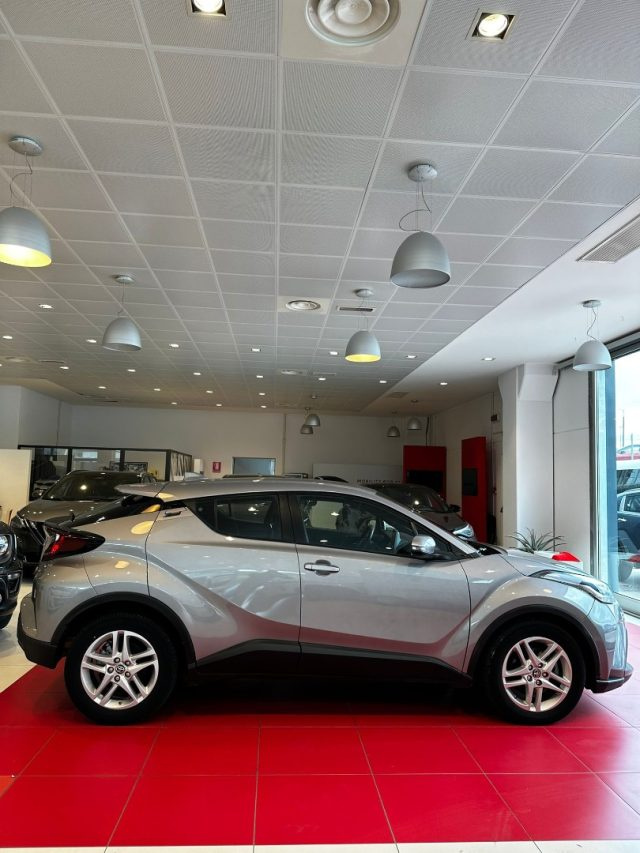 TOYOTA C-HR 1.8 Hybrid E-CVT Business Immagine 3