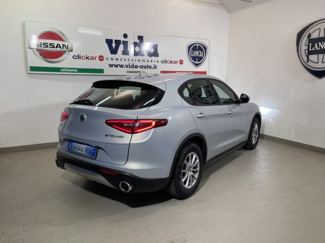 ALFA ROMEO Stelvio 2.2 Turbodiesel 190 CV AT8 Q4 Business Immagine 1