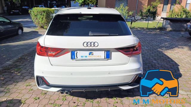 AUDI A1 SPB 40 TFSI S tronic S line edition Immagine 2