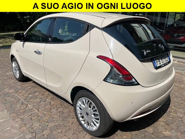 LANCIA Ypsilon 1.2 GPL Neopatentati Immagine 3