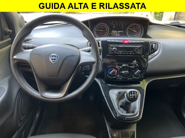 LANCIA Ypsilon 1.2 GPL Neopatentati Immagine 4