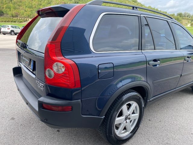 VOLVO XC90 2.4 D5 AWD 4X4 7 POSTI TRAZIONE INTEGRALE Immagine 4