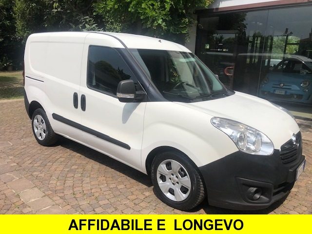 OPEL Combo 1.6 Diesel 105CV Immagine 2