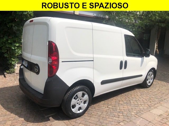 OPEL Combo 1.6 Diesel 105CV Immagine 1