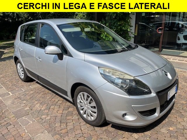 RENAULT Scenic 1.5 dCi 110CV Immagine 2